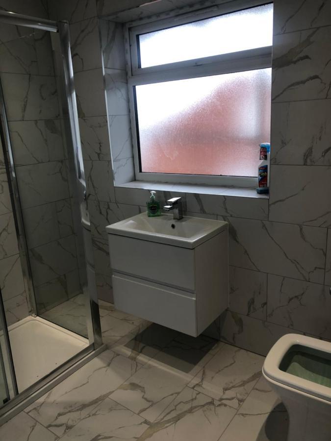 5 Bedroom House In Orpington Luaran gambar