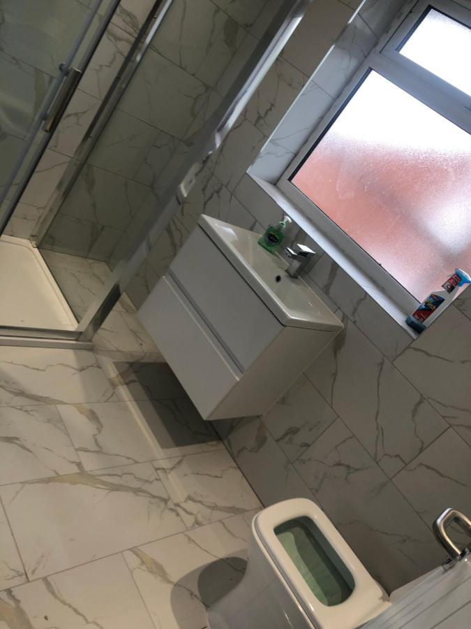 5 Bedroom House In Orpington Luaran gambar