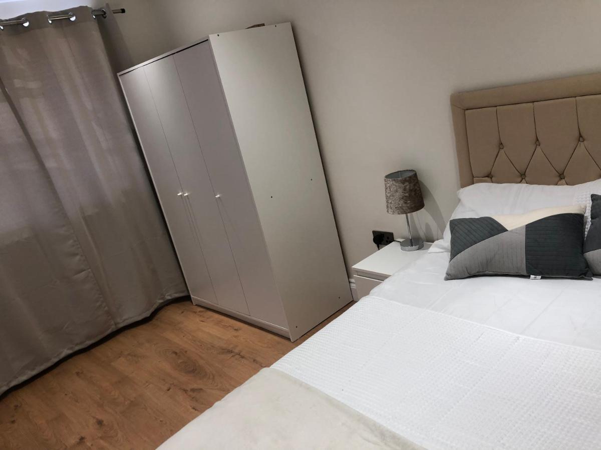 5 Bedroom House In Orpington Luaran gambar