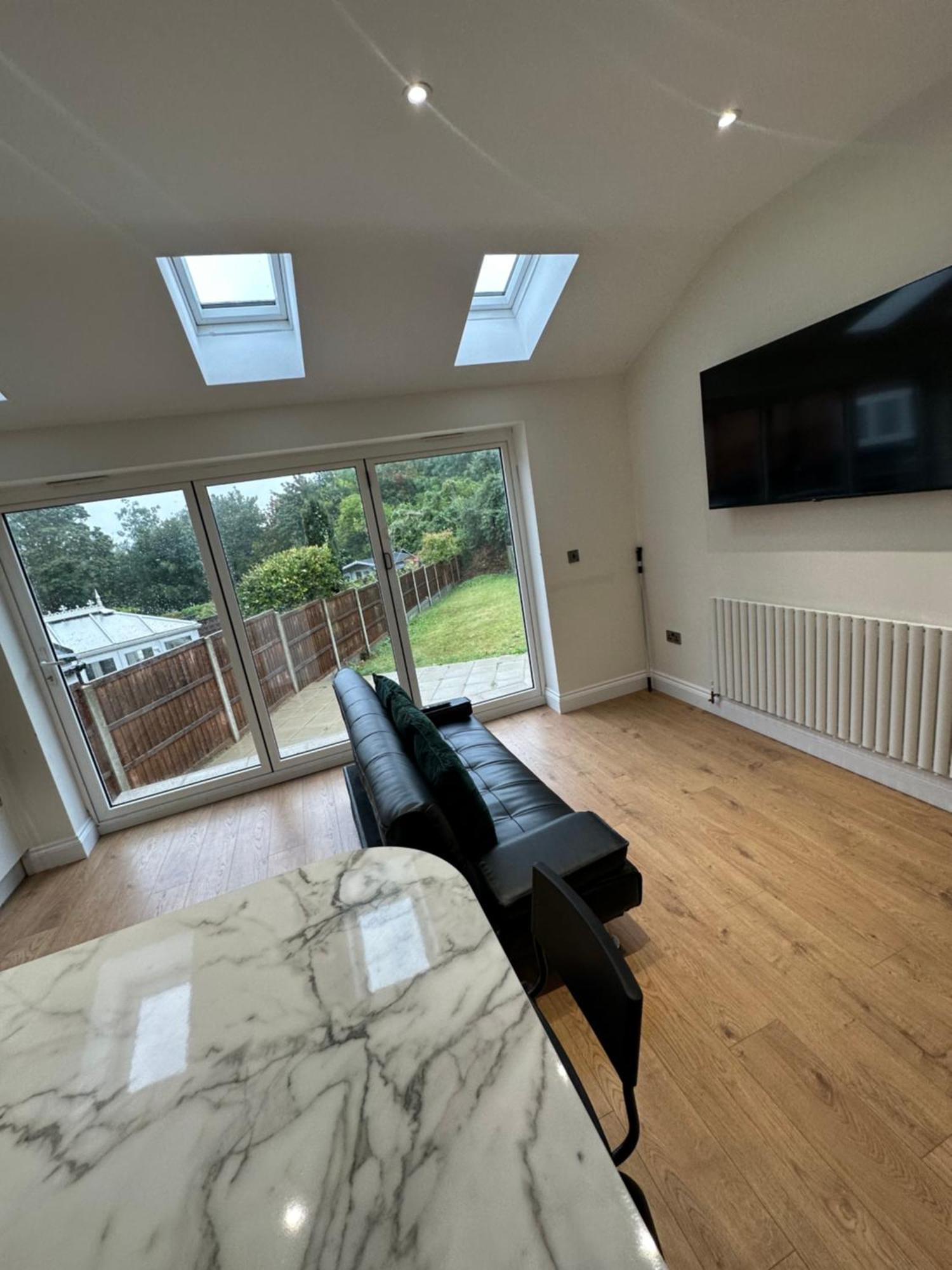 5 Bedroom House In Orpington Luaran gambar